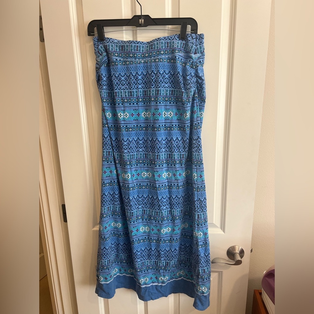 Kuhl maxi length skirt. Size small.